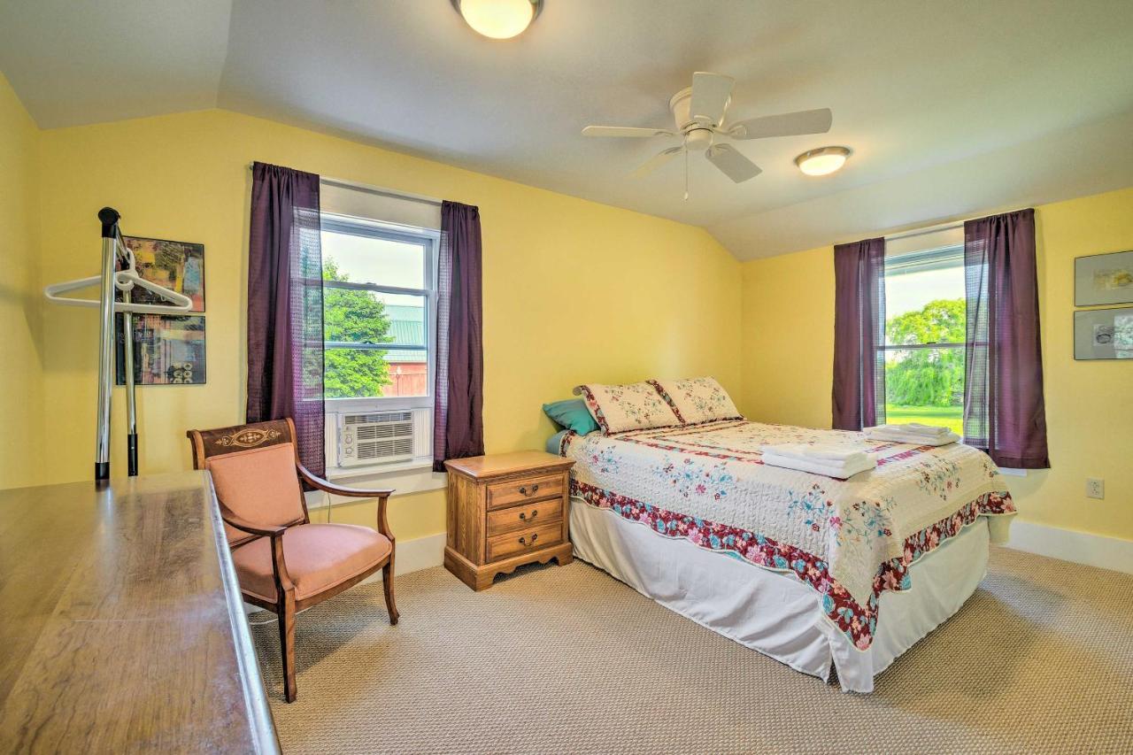 Charming Stanley Home With Yard, 7 Mi To Seneca Lake Женева Екстериор снимка