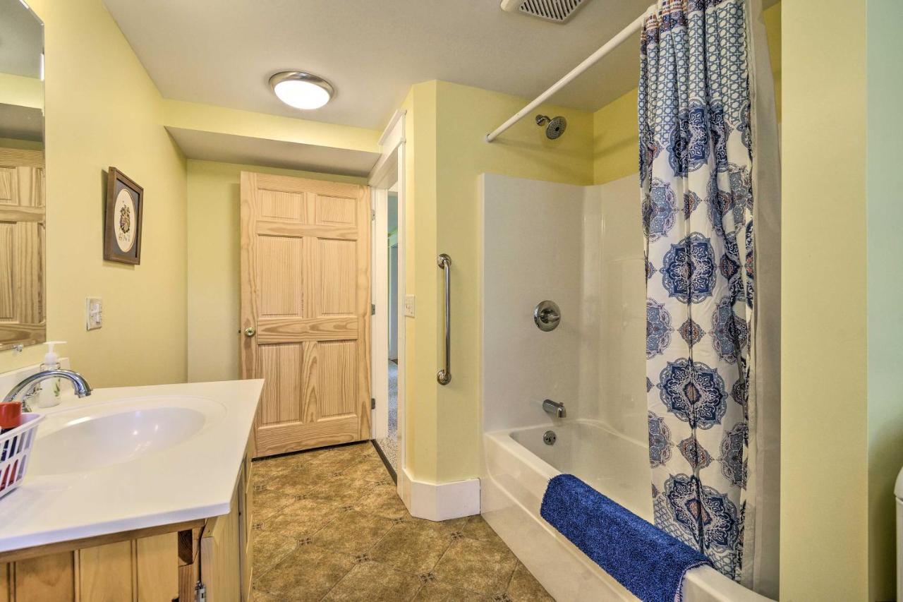 Charming Stanley Home With Yard, 7 Mi To Seneca Lake Женева Екстериор снимка