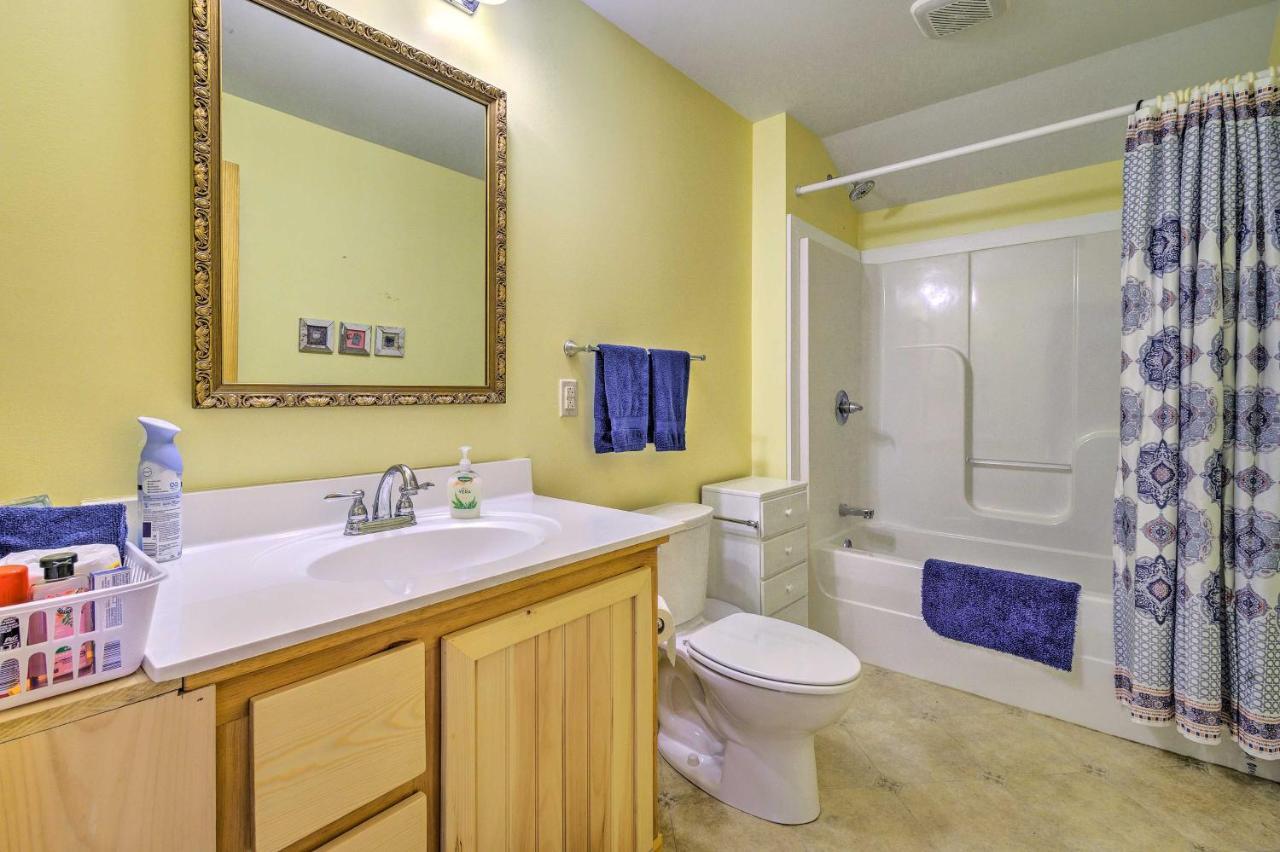 Charming Stanley Home With Yard, 7 Mi To Seneca Lake Женева Екстериор снимка