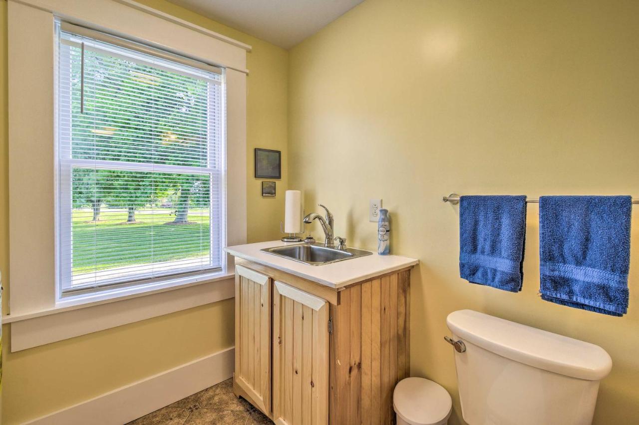 Charming Stanley Home With Yard, 7 Mi To Seneca Lake Женева Екстериор снимка